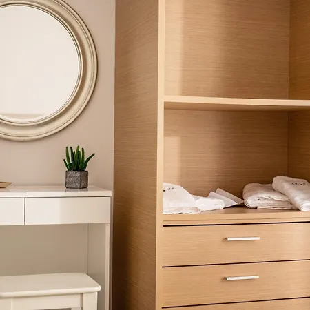 Вилла Abelia Villa, A Luxurious And Exclusive Designed For Your Ultimate Comfort Айос-Кирикос