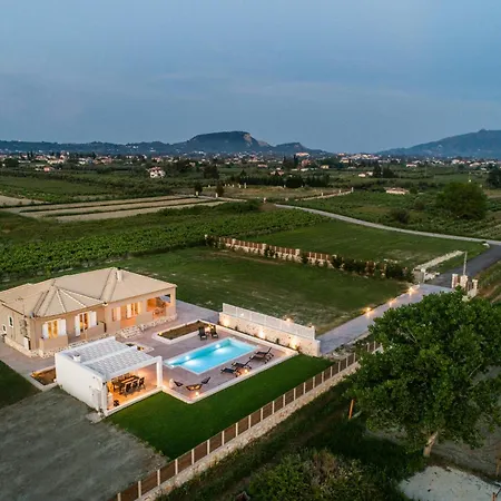 Abelia Villa, Luxury Zakynthos Escape With Private Pool Vila *