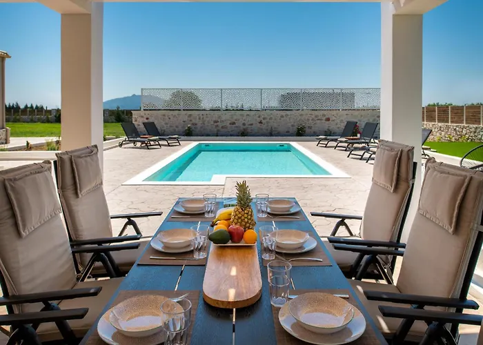 Abelia Villa, A Luxurious And Exclusive Designed For Your Ultimate Comfort Áyios Kírikos