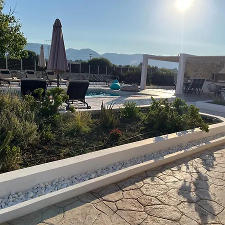 Abelia Villa, Luxury Zakynthos Escape With Private Pool ヴィラ